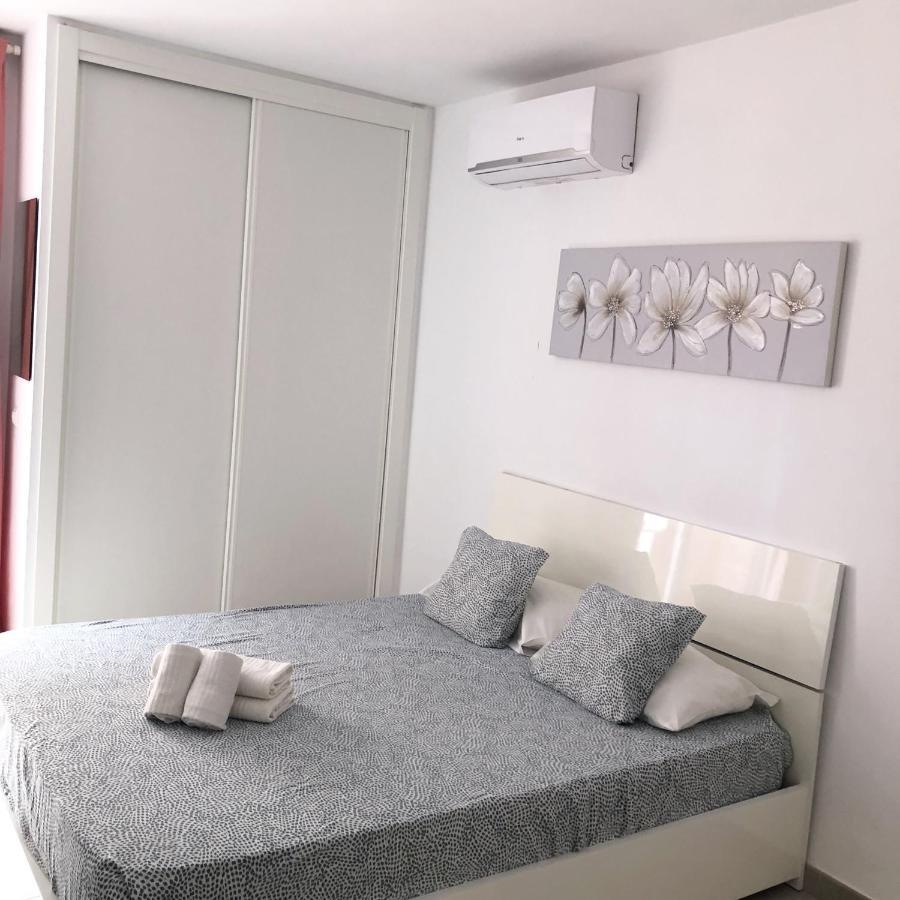 Sunny Suites Jupiter Apartments ベナルマデナ エクステリア 写真