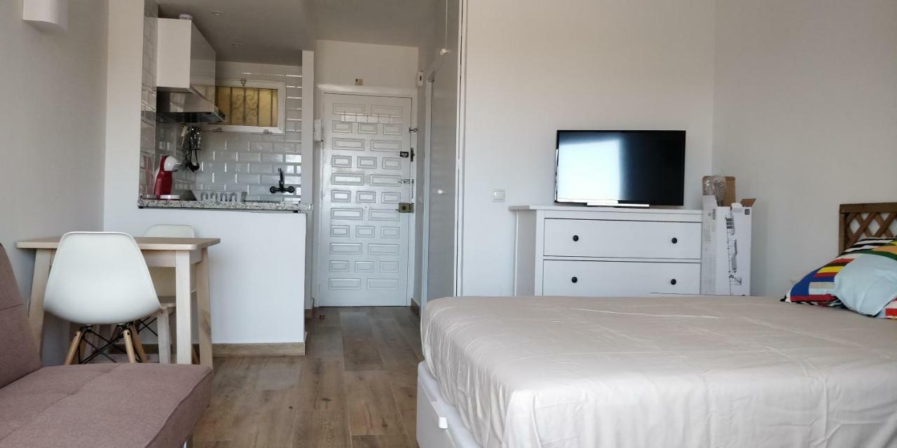 Sunny Suites Jupiter Apartments ベナルマデナ エクステリア 写真