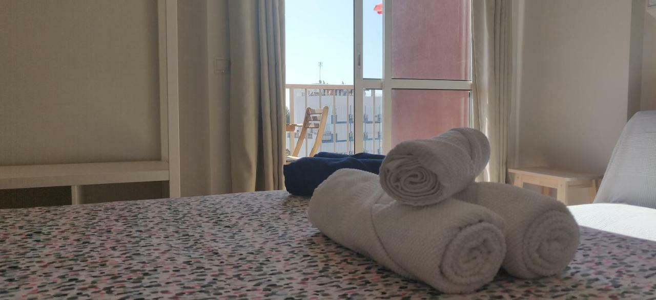 Sunny Suites Jupiter Apartments ベナルマデナ エクステリア 写真