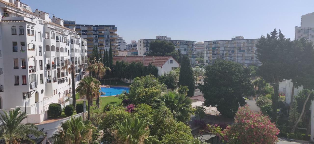 Sunny Suites Jupiter Apartments ベナルマデナ エクステリア 写真
